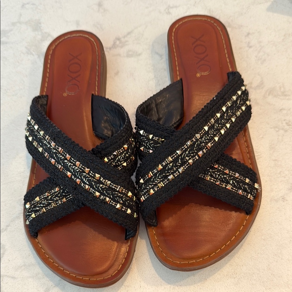 XOXO Black and Brown Woven Slide Sandals